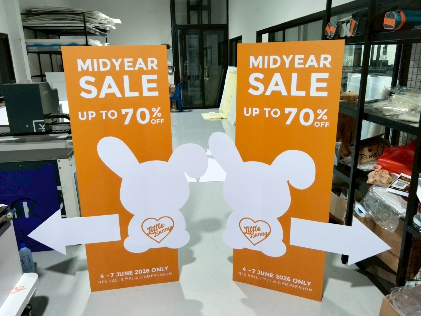 ผลงานสแตนดี้ Standee Studio