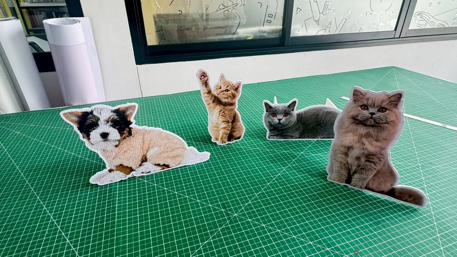 ผลงานสแตนดี้ Standee Studio