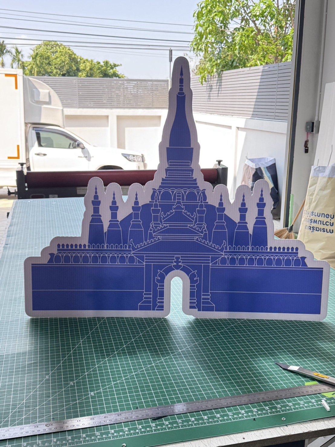 ผลงานสแตนดี้ Standee Studio